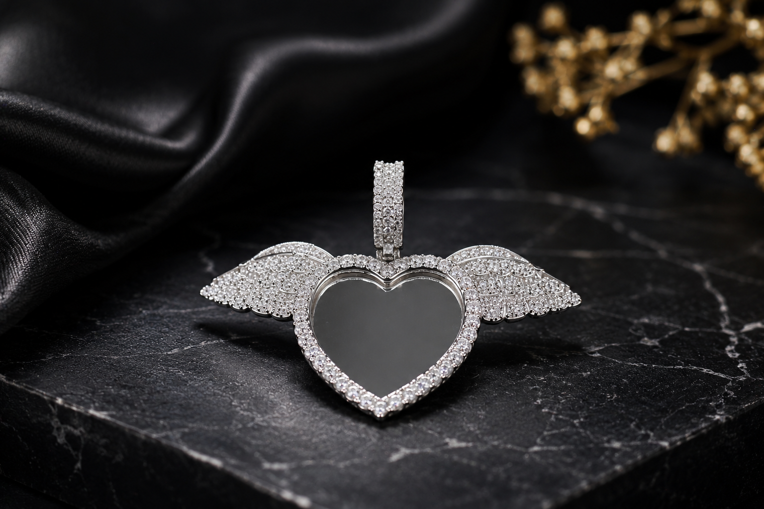Winged Heart Picture Pendant2